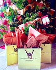Christmas_gift_bags-1.jpg